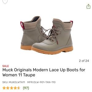 ISO: ladies size 8.5/9 muck boot in photo
